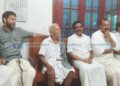വീട്ടിലെത്തി മുല്ലപ്പള്ളി അനുശോചനമറിയിച്ചു
