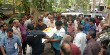 ആര്‍.ദീപ ലേഖക്ക് ആയിരങ്ങളുടെ അന്ത്യോപചാരം