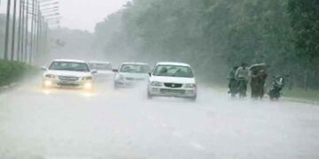 സംസ്ഥാനത്ത് ഇന്നും  അതിശക്തമഴയ്ക്ക് സാധ്യത; 12 ജില്ലകളില്‍ ഓറഞ്ച് അലര്‍ട്ട്