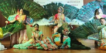 വസന്തം പെയ്തിറങ്ങി; കൊയിലാണ്ടിക്ക് ഇത് നവ്യാനുഭവം
