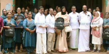 ഹരിത കര്മസേനക്ക് ബാഗുമായി സ്റ്റാര് ഹെല്ത്ത് സിഇഒ ക്ലബ് മെമ്പര് എ.സുരേന്ദ്രന്