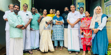 ഭരണ സമിതിയോഗം പ്രസിഡന്റ് നിര്‍ത്തി വെച്ചു; യുഡിഎഫ് പ്രതിഷേധിച്ചു