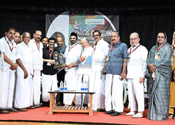 എസ്‌വി പുരസ്‌കാരം സമ്മാനിച്ചു; ന്യൂനപക്ഷ രാഷ്ട്രീയത്തിന്റെ കേരള മോഡല്‍ അനുകരണീയമെന്ന് തമിഴ്‌നാട് മന്ത്രി എ.എം.ഷാജഹാന്‍.