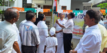 ദേശസ്‌നേഹം തുളുമ്പി; എങ്ങും സ്വാതന്ത്ര്യദിനാഘോഷം