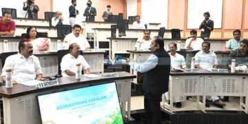 മുഖ്യമന്ത്രിയും മന്ത്രിമാരും ദ്വിദിന പരിശീലന ക്ലാസില്‍; കോഴിക്കോട്ട് ശില്‍പശാല തുടങ്ങി