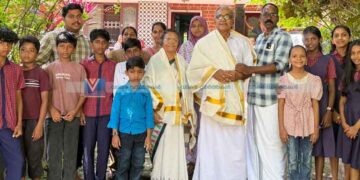 അധ്യാപക ദിനത്തില് പൂര്വാധ്യാപക ദമ്പതികള്ക്ക് ആദരം