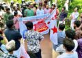 മര്ദനക്കേസ്: അധ്യാപകനെ പുറത്താക്കണമെന്നാവശ്യപ്പെട്ട് സ്കൂളിലേക്ക് ഡിവൈഎഫ്ഐ മാര്ച്ച്