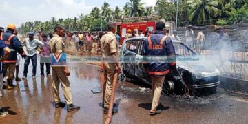 കൈനാട്ടിക്കു സമീപം ദേശീയപാതയില് കാര് അഗ്നിക്കിരയായി