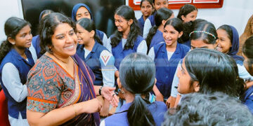 ‘കുട്ട്യോളും കളക്ടറും’ സംവാദ പരിപാടിക്ക് തുടക്കം