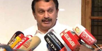 മാസപ്പടി ഡയറി: നിയമം നിയമത്തിന്റെ വഴിക്ക് പോകട്ടേയെന്ന് മന്ത്രി കെ.മുരളീധരന്‍