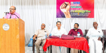 ‘വയോജന പെന്ഷന് വീടുകളില് എത്തിക്കുന്നത് തുടരണം’
