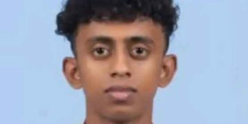 ടര്ഫില് കളിക്കുന്നതിനിടെ പ്ലസ് വണ് വിദ്യാര്ഥി കുഴഞ്ഞുവീണ് മരിച്ചു