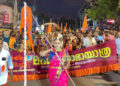 നഗരവീഥികളില്‍ വര്‍ണം വിതറി; നിറയെ അമ്പാടിക്കണ്ണന്മാര്‍