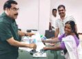 തോടന്നൂര്‍-ഇടിഞ്ഞകടവ് റോഡ് പ്രവൃത്തി വേഗത്തിലാക്കണം; മന്ത്രിക്ക് നിവേദനം നല്‍കി പി.സി.ഷീബ
