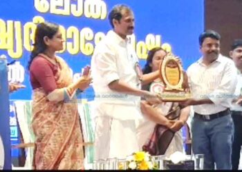 വടകര അസിസ്റ്റന്റ് സപ്ലൈ ഓഫീസര്‍ കെ.വി. സുരേഷ് ബാബുവിന് പുരസ്‌കാരം