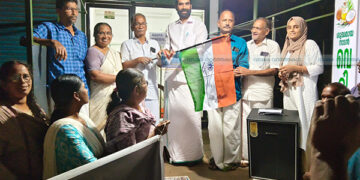 കോൺഗ്രസ് നൈറ്റ് മാർച്ച് നടത്തി