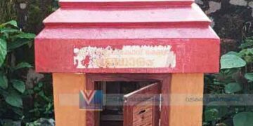 ക്ഷേത്ര ഭണ്ഡാരം കുത്തി തുറന്ന് മോഷണം