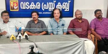 സംഗീതത്തിനൊപ്പം വായനയും; പ്രേംകുമാര് വടകരയുടെ വീട്ടില് ലൈബ്രറി ഒരുങ്ങുന്നു