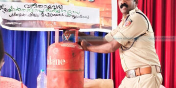 ജീവന് രക്ഷ പരിശീലന പരിപാടി; പുതിയ അനുഭവമായി