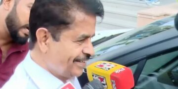 മുഖ്യമന്ത്രിക്കെതിരെ പരാതിയുമായി അടൂര് പ്രകാശ് ഹൈക്കമാന്ഡിന് മുന്നില്; ഖാര്ഗെയുമായി കൂടിക്കാഴ്ച നടത്തി